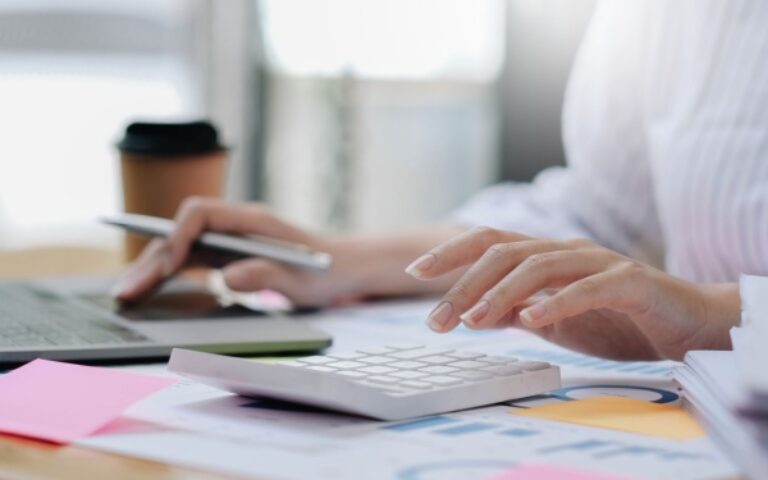 Service de correction des déclarations de revenu en ligne : c’est parti !