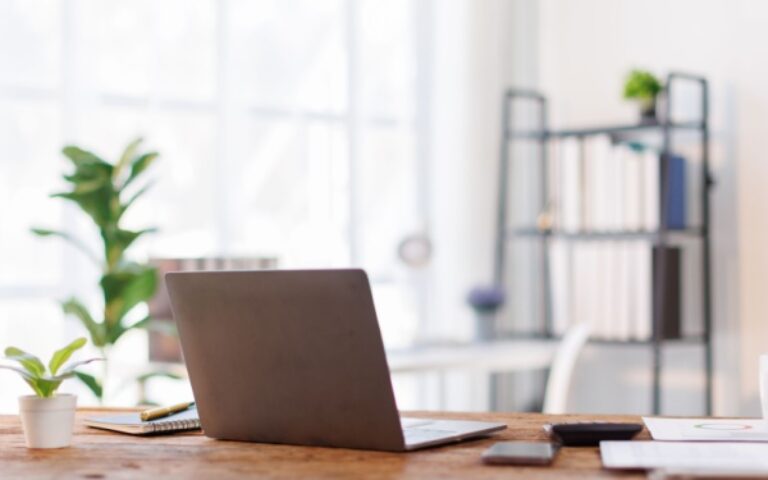 Futurs parents : élargissement de la protection contre les discriminations au travail