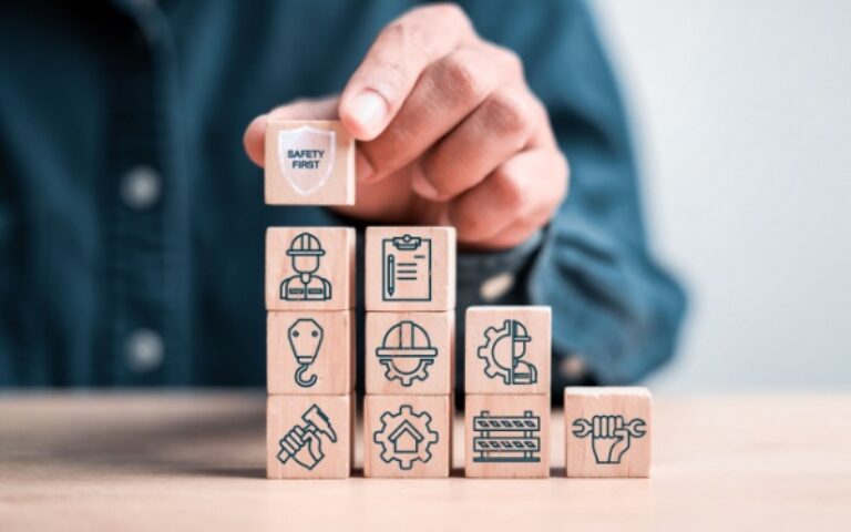 Tarif des cotisations d'accidents du travail et maladies professionnelles pour les activités de services I – année 2025