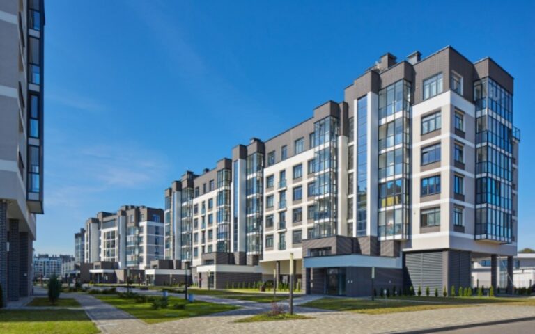 Exonération de plus-values immobilières : c’est quoi une réhabilitation lourde ?