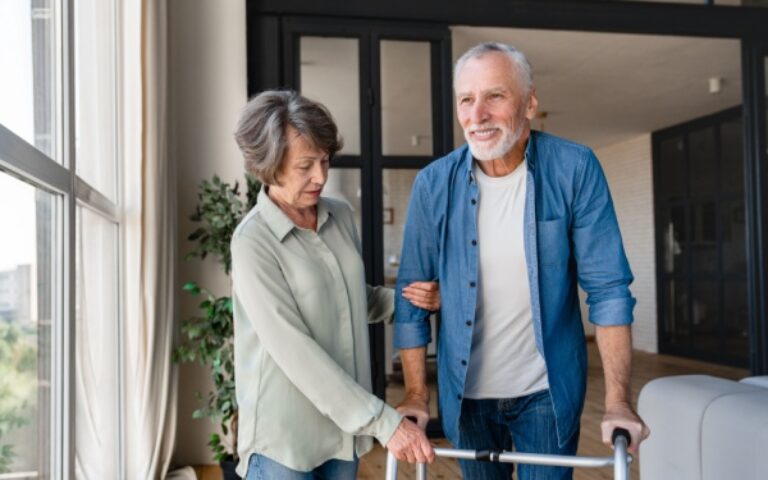 Proches aidants : une nouvelle mesure de relayage