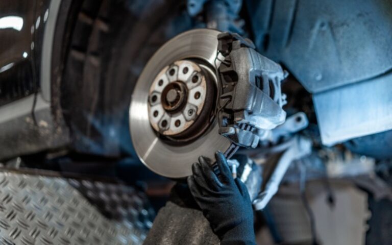 Indice du volume des ventes dans le commerce et la réparation automobile – Année 2025